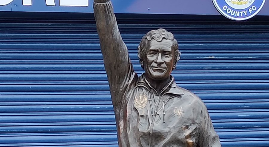 Front view of Danny Bergara statue