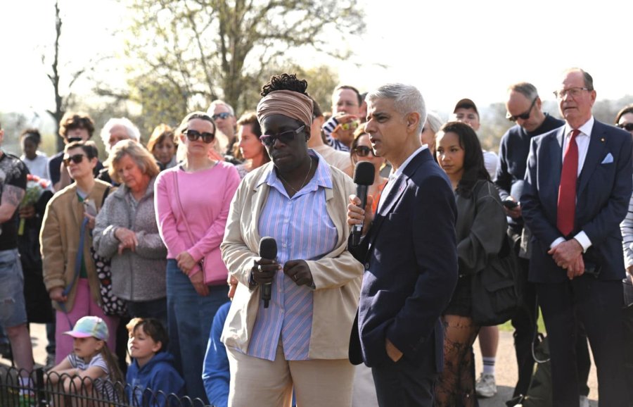 Sadiq Khan and the family of Ella Roberta Adoo-Kissi-Debrah