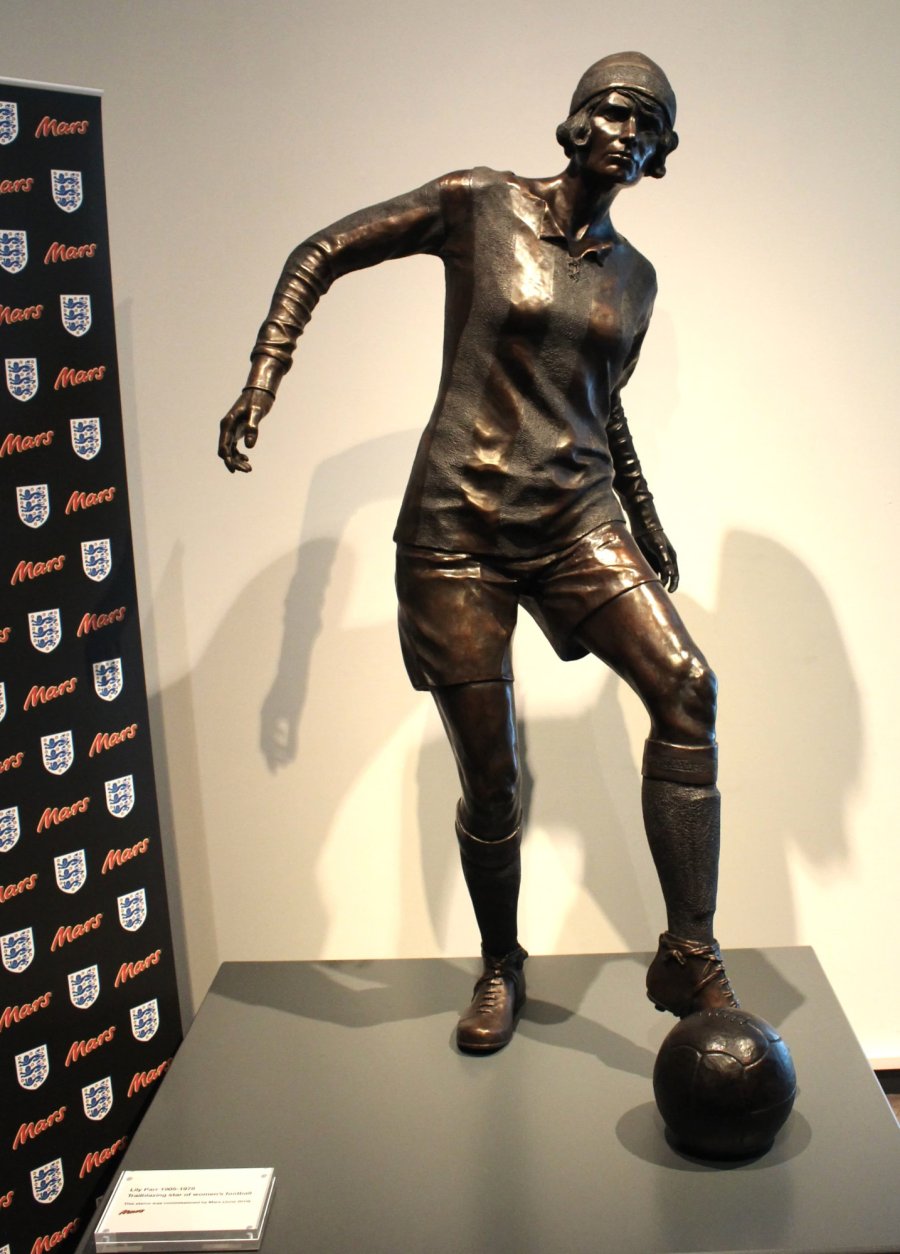 Lily Parr bronze statue in the National Football Museum