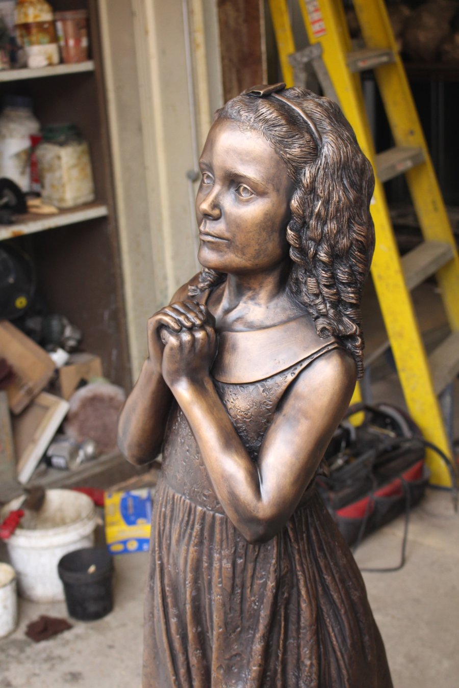 Bronze statue of a sister